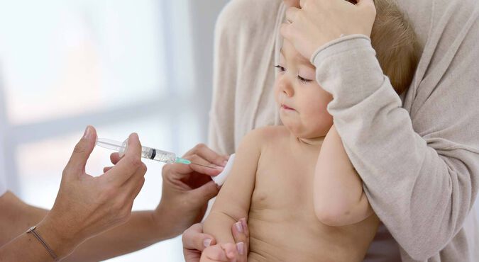 Vacunas que deben aplicarle a los niños